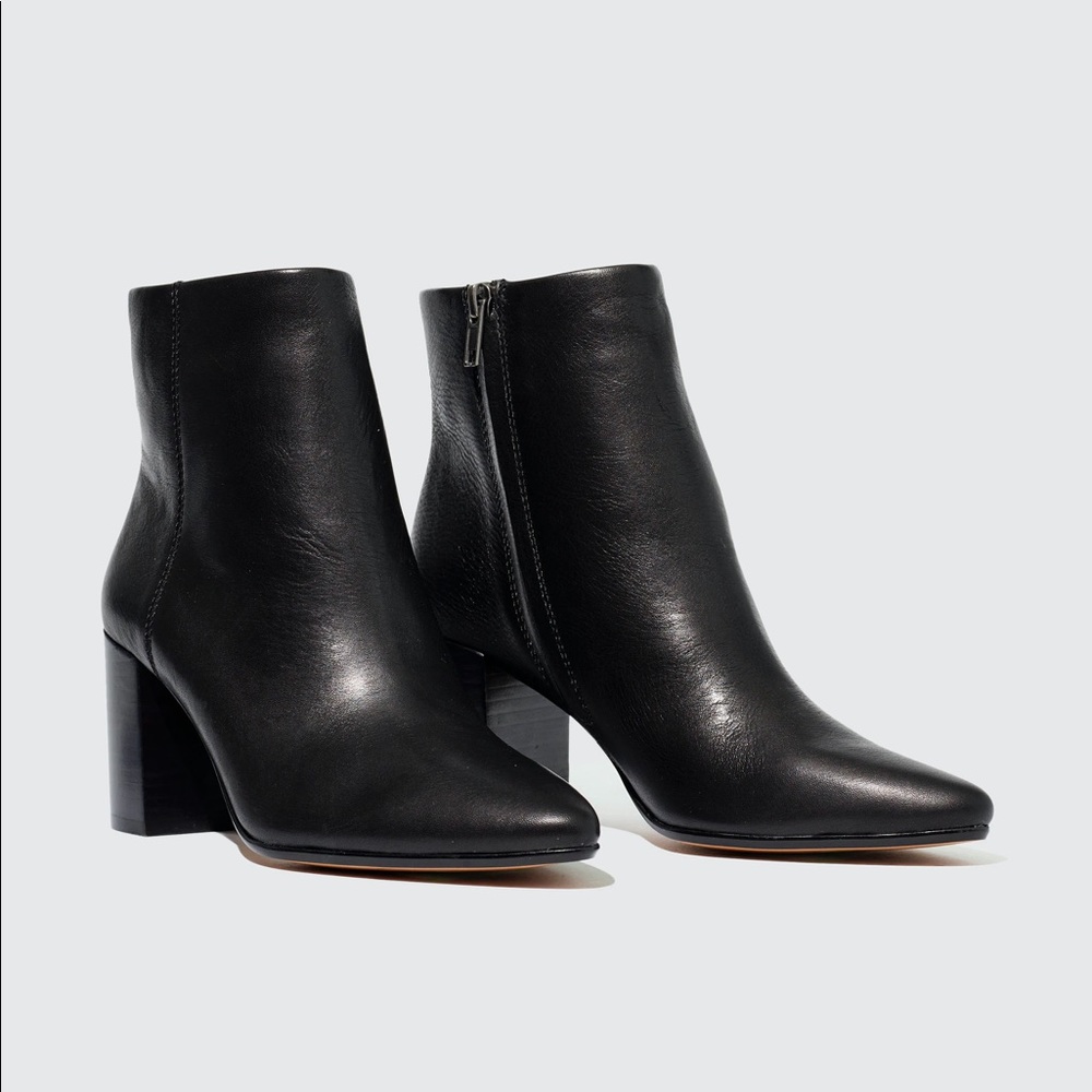 Madewell The Fiona Boot in Leather MA452